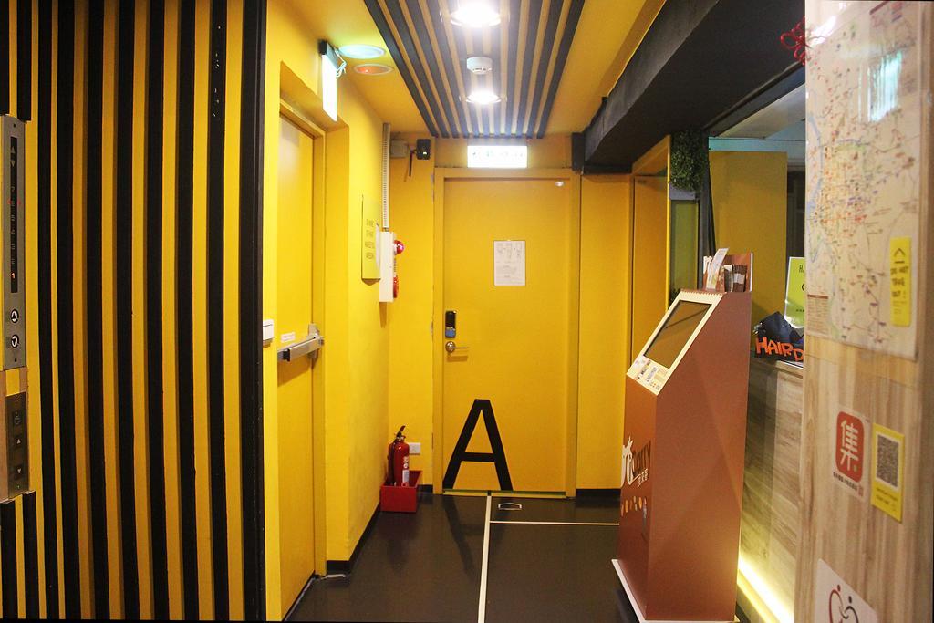 Here X There Hostel Taipei Main Station المظهر الخارجي الصورة
