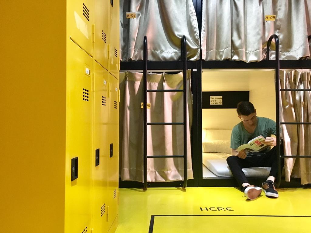 Here X There Hostel Taipei Main Station المظهر الخارجي الصورة