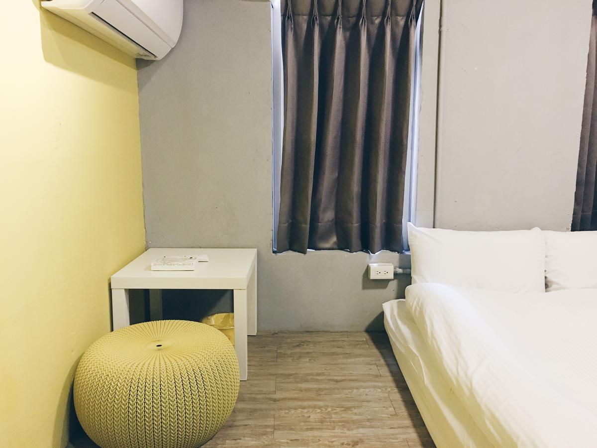 Here X There Hostel Taipei Main Station المظهر الخارجي الصورة