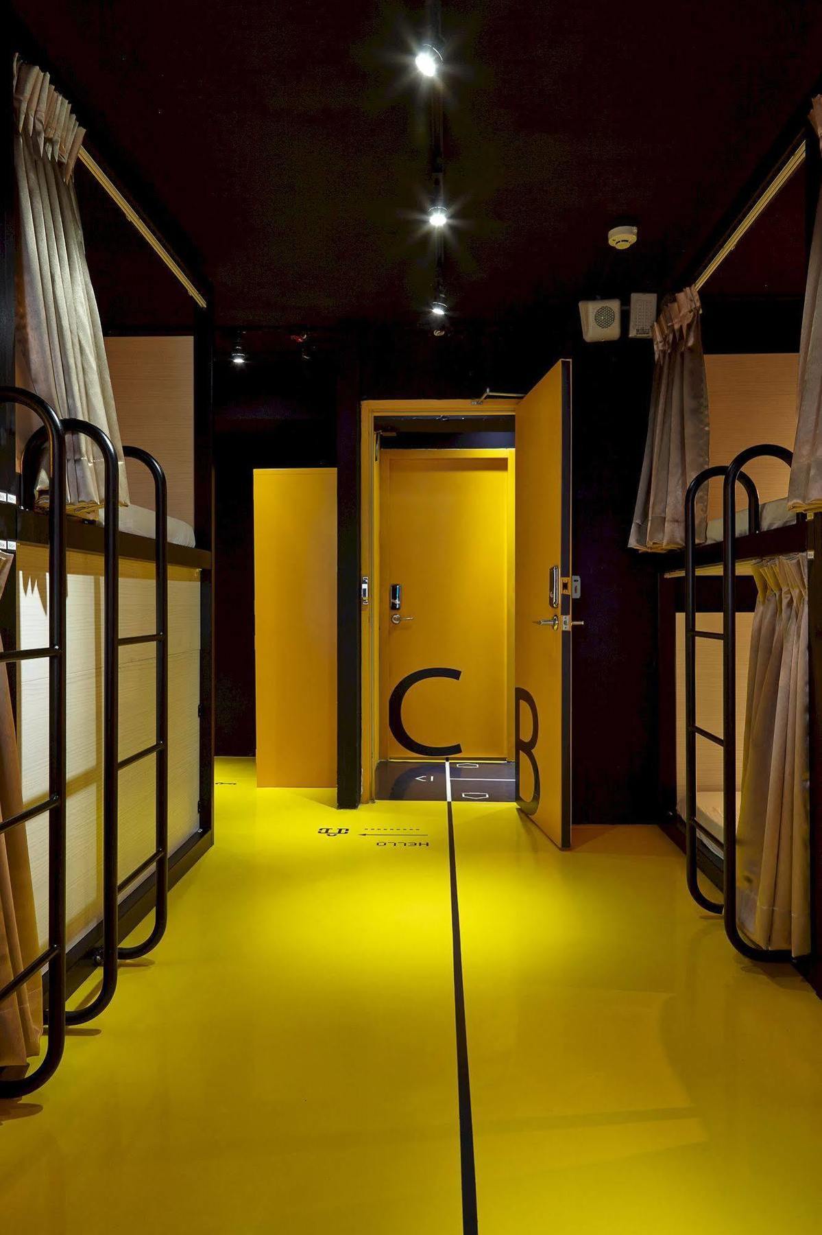 Here X There Hostel Taipei Main Station المظهر الخارجي الصورة