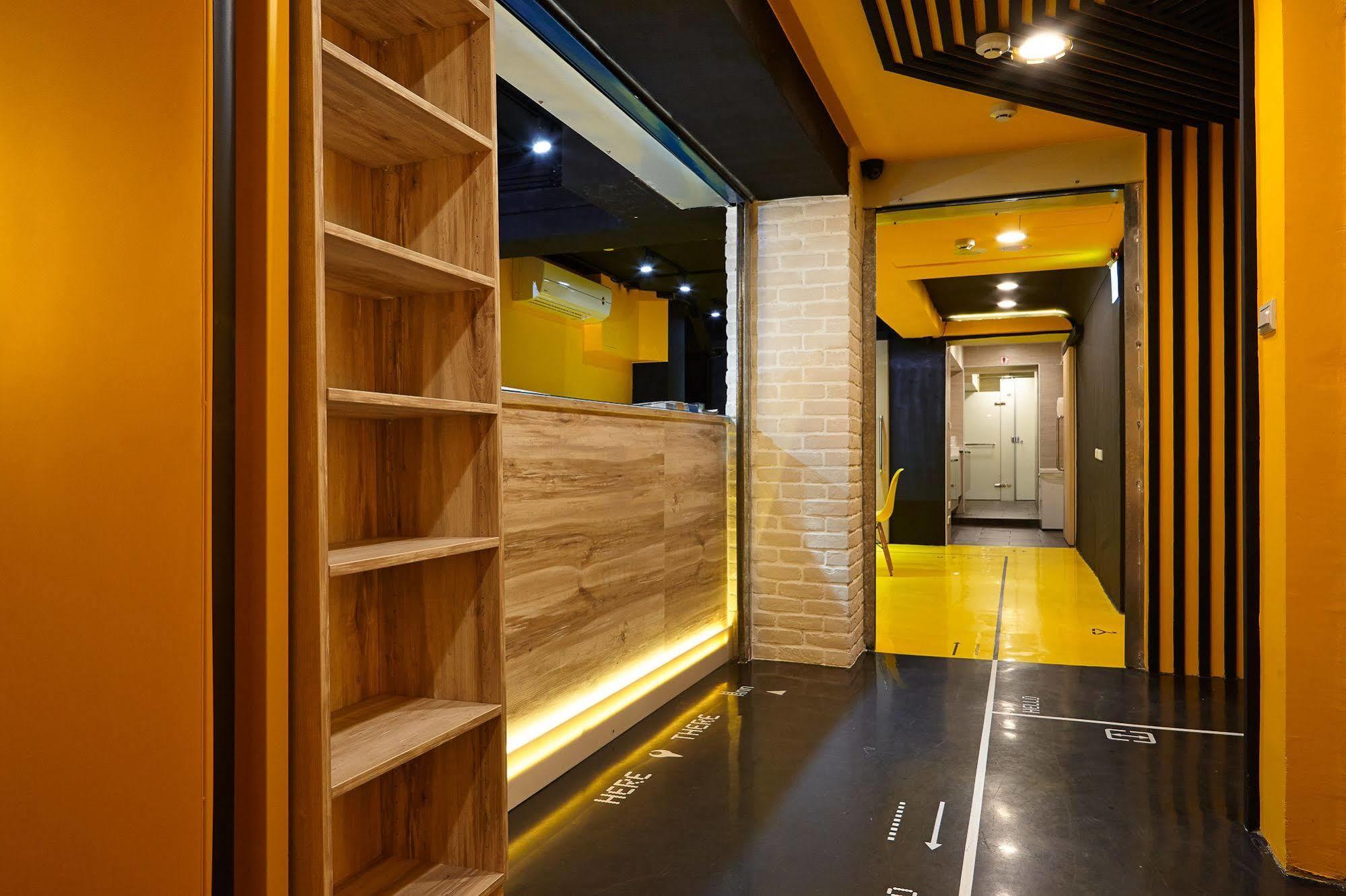 Here X There Hostel Taipei Main Station المظهر الخارجي الصورة